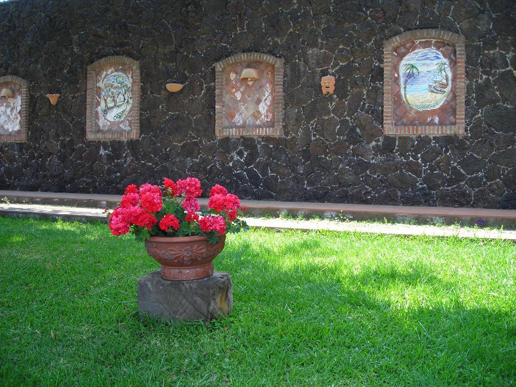 B&B Villa Dagala Santa Venerina Eksteriør bilde