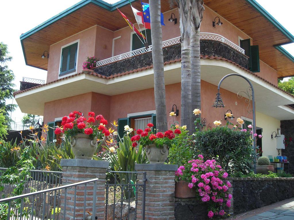 B&B Villa Dagala Santa Venerina Eksteriør bilde